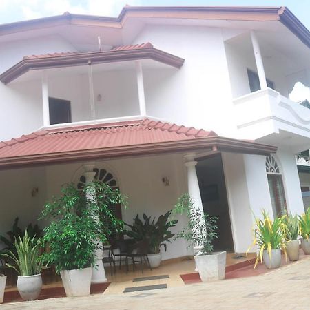 Thidasa Holiday Resort Anuradhapura Bagian luar foto