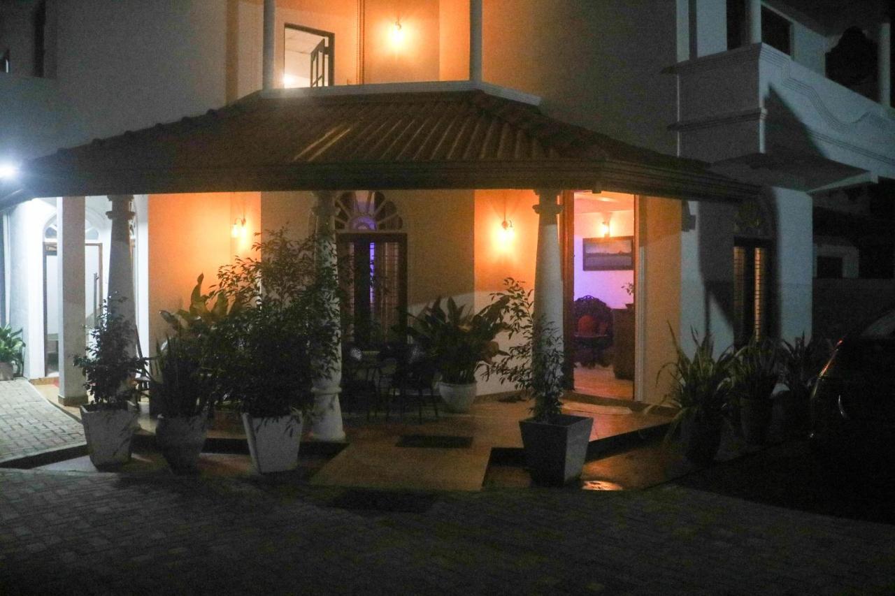 Thidasa Holiday Resort Anuradhapura Bagian luar foto